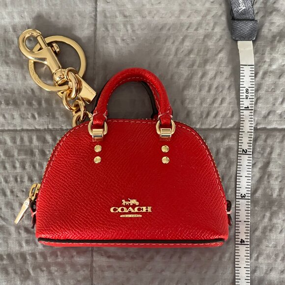 Coach red handbag keychain/coin purse - Picture 3 of 6
